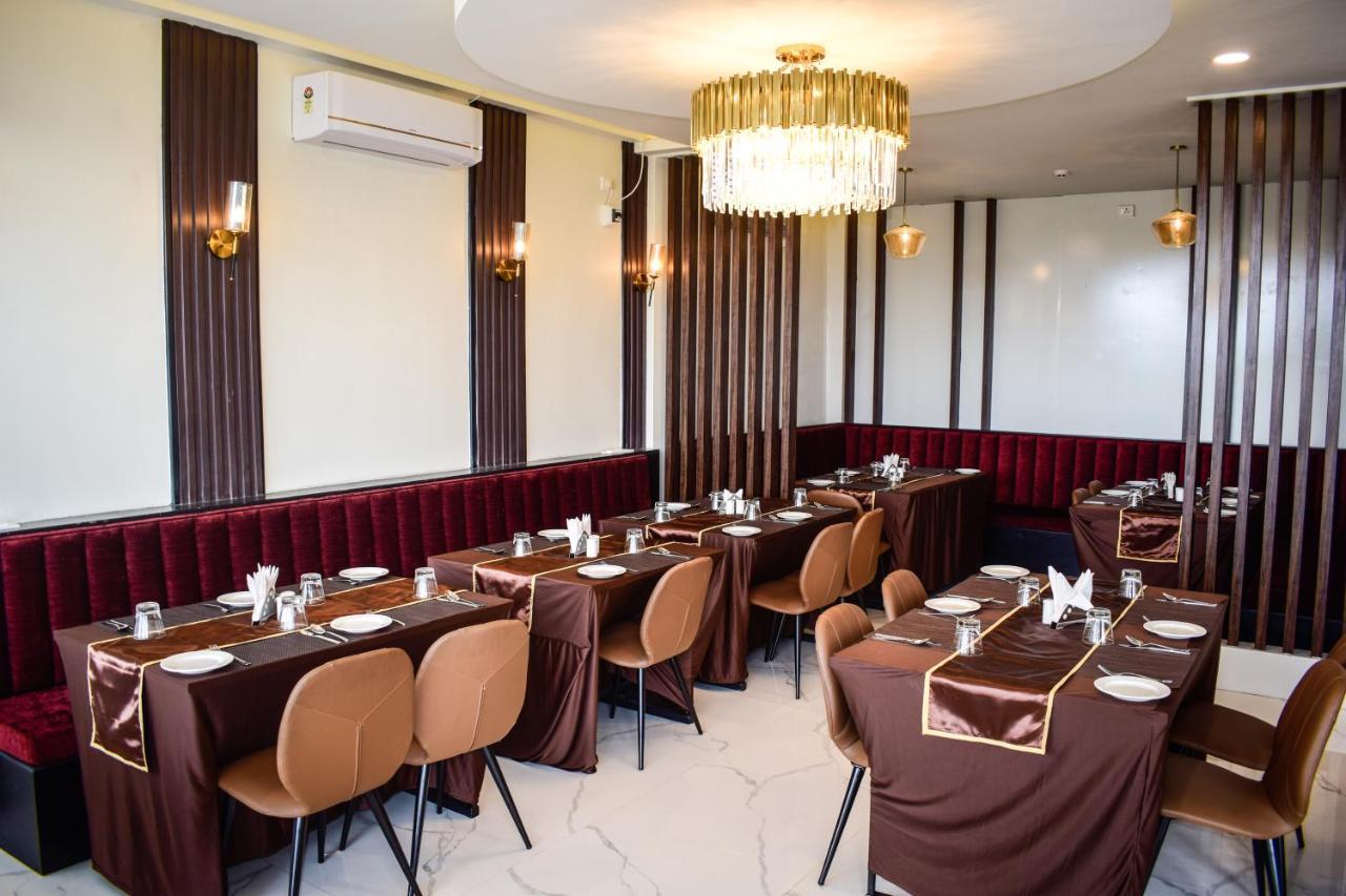 Āīzawl Royale Lalawi Hotel מראה חיצוני תמונה